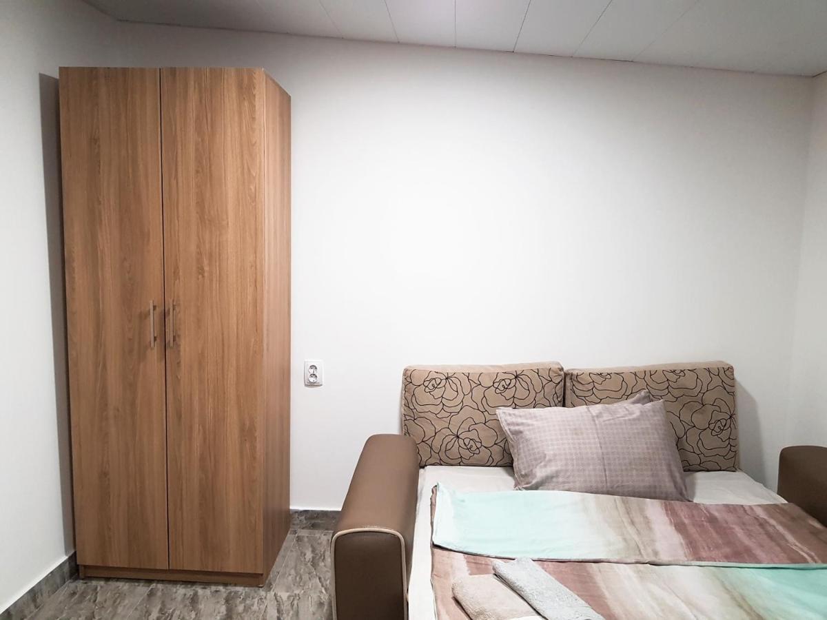 Домик У Куры Hotell Tbilisi Exteriör bild