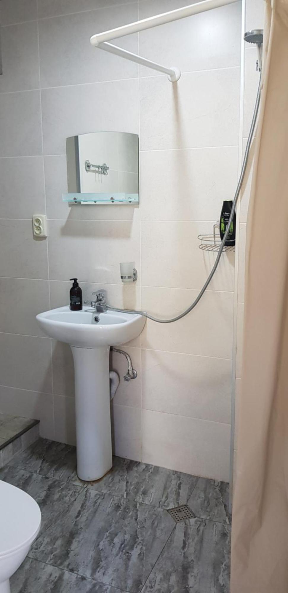 Домик У Куры Hotell Tbilisi Exteriör bild